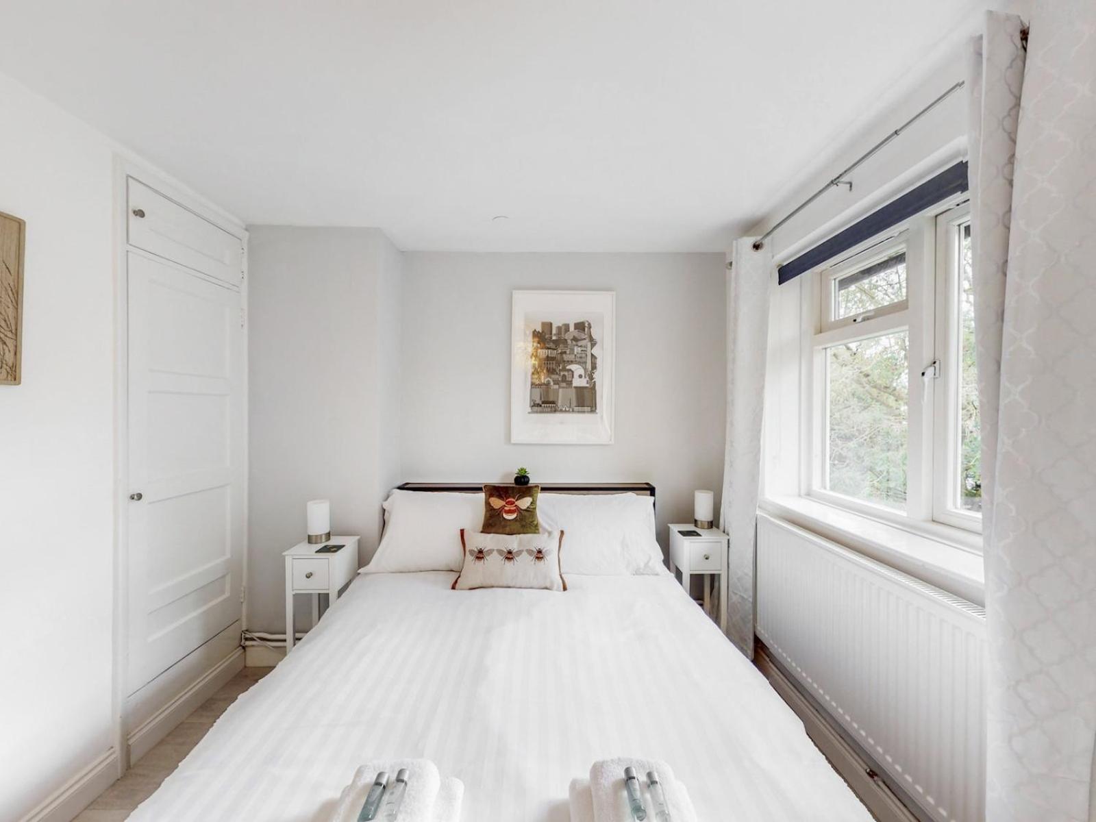 Pass The Keys Stylish Flat In West Hampstead * Londra
